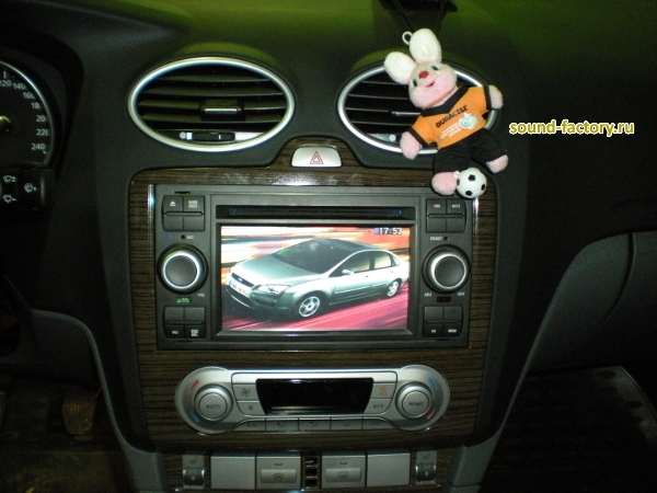 Уставновка: Автомагнитола в Ford Focus II Установка: Автомагнитола в Ford Focus II